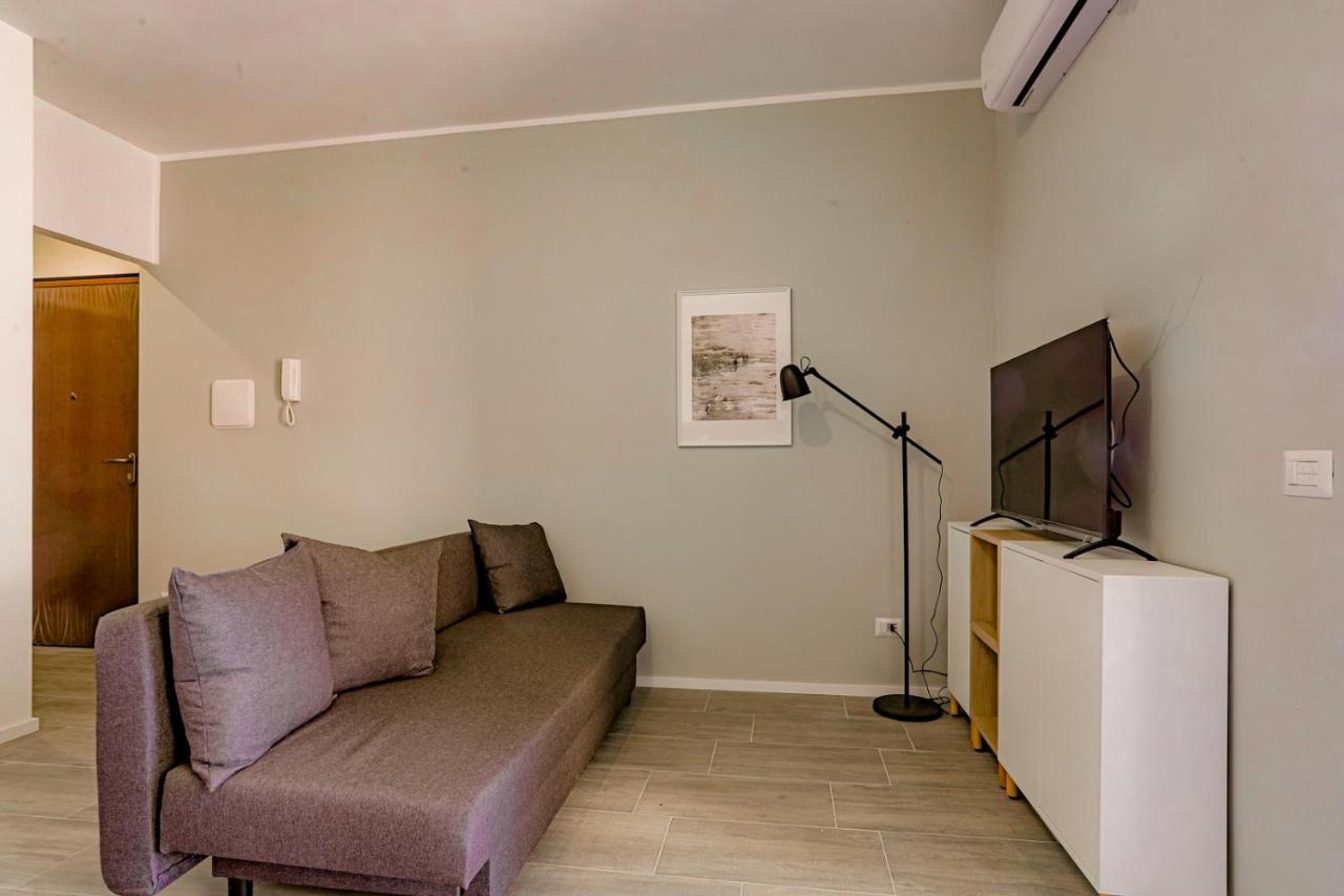 Tiburtina Flam Guest House Roma Esterno foto
