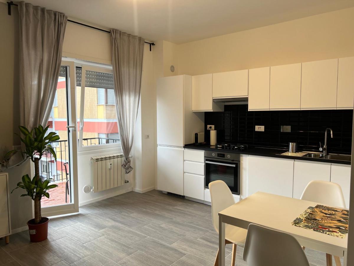 Tiburtina Flam Guest House Roma Esterno foto
