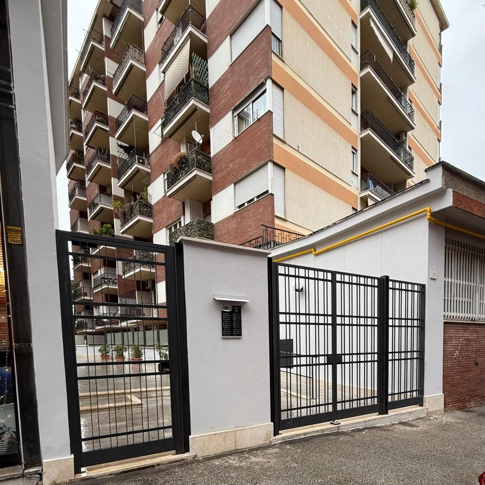 Tiburtina Flam Guest House Roma Esterno foto