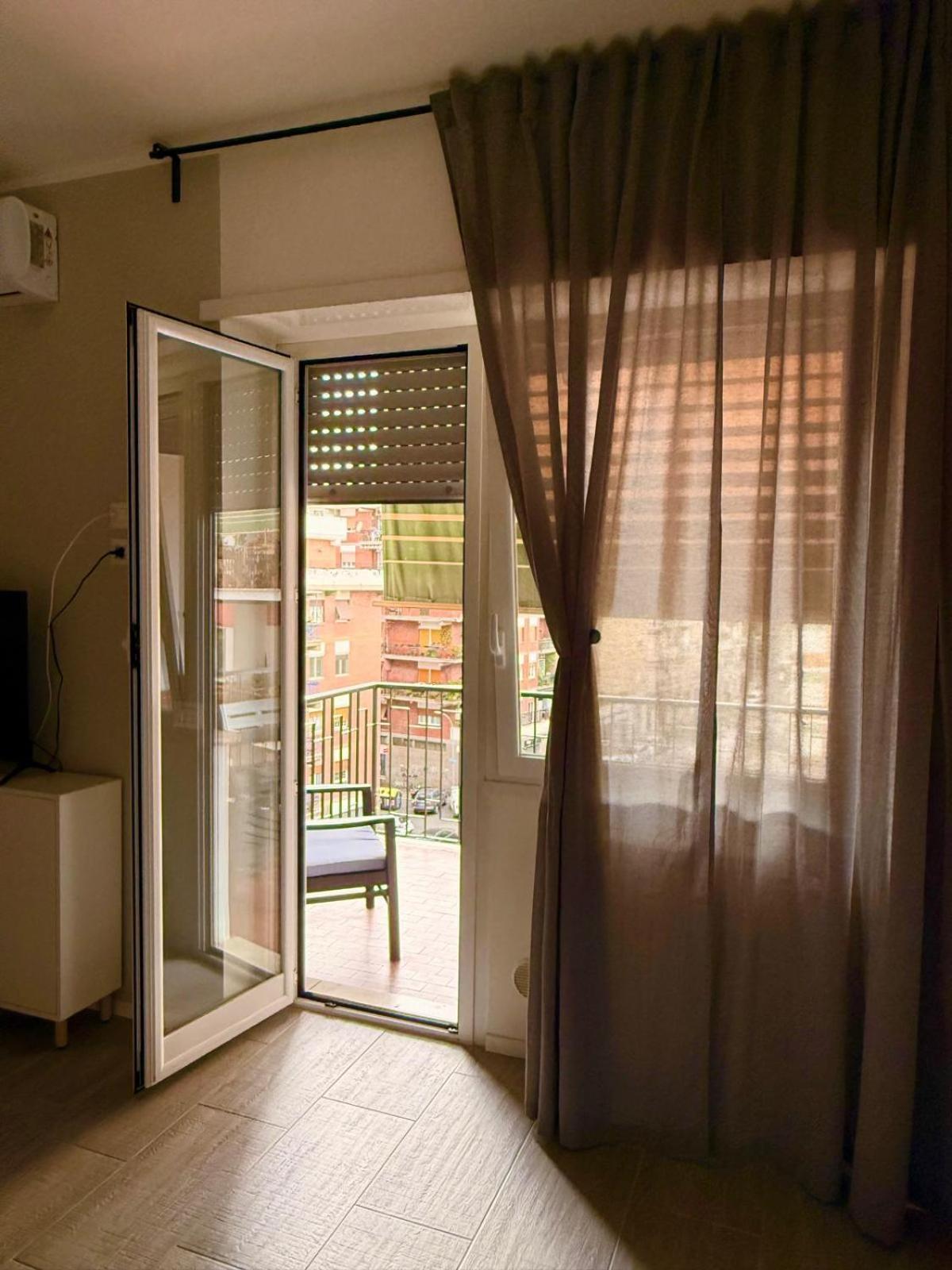 Tiburtina Flam Guest House Roma Esterno foto